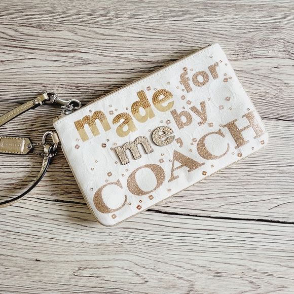 Coach Handbags - Coach made for me by Coach poppy wristlet 8x5
